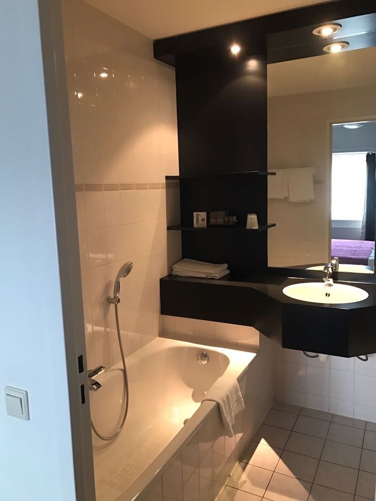 Van Der Valk Purmerend 佐伊杜比斯特 外观 照片